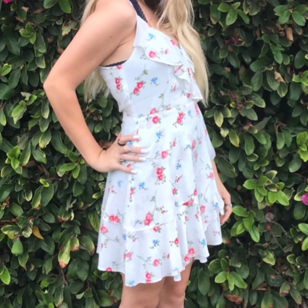 Small White Floral Forever 21 Dress